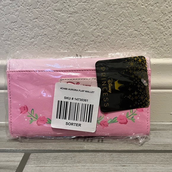Loungefly Princess Aurora Wallet NWT - Picture 2 of 2